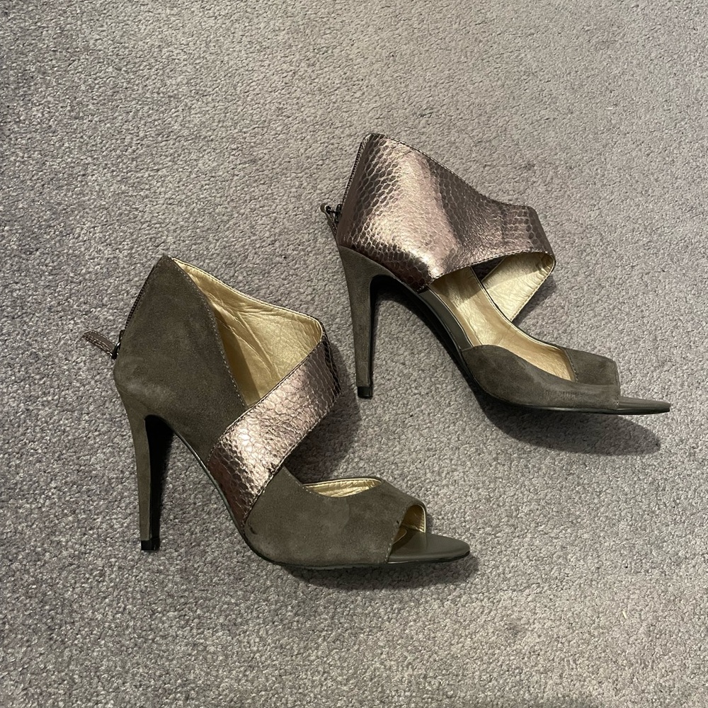 NWOT Audrey Brooke Heels